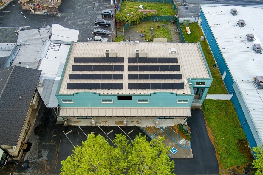 More Photos Of 39057 State Highway 299, Willow Creek Warehouse For Sale