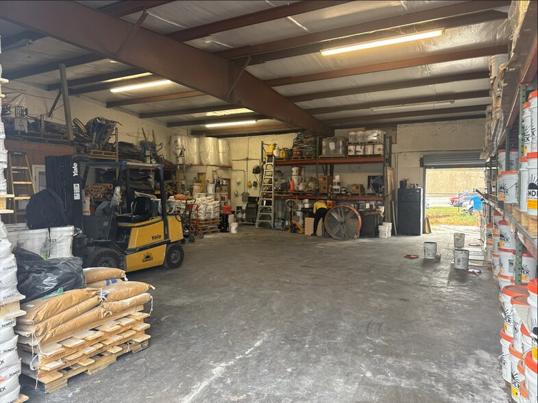 More Photos Of 310-330 Maguire Road Ext, Ocoee Warehouse For Lease