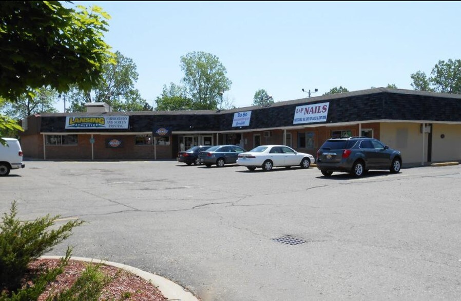 More Photos Of 3705-3717 W Jolly Rd, Lansing Storefront For Sale