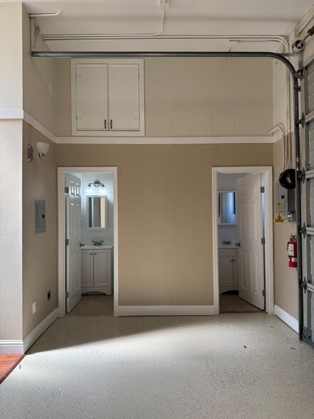 More Photos Of 1526 Stafford St, Redwood City Service For Lease