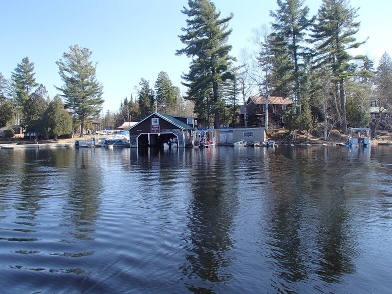 Primary Photo Of 177-179 State Route 28, Raquette Lake Marina For Sale