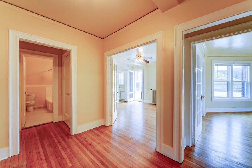More Photos Of 1429 SW 14th Ave, Portland Apartments For Sale