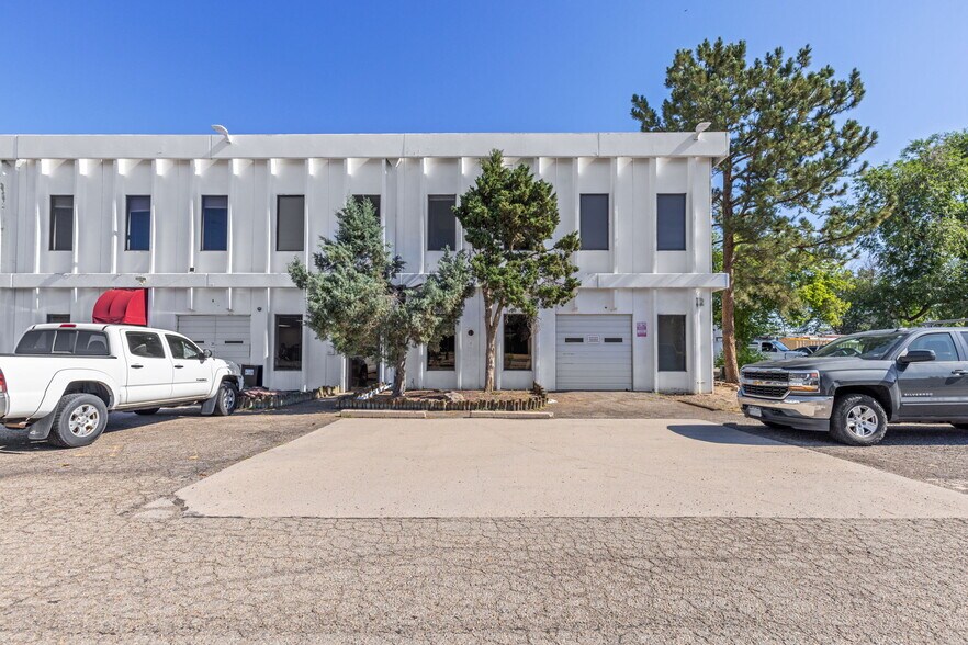 More Photos Of 1700 55th St, Boulder Warehouse For Sale