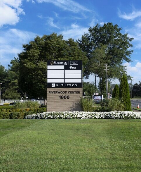 More Photos Of 1800 Lakewood Rd, Toms River Storefront Retail Office For Lease