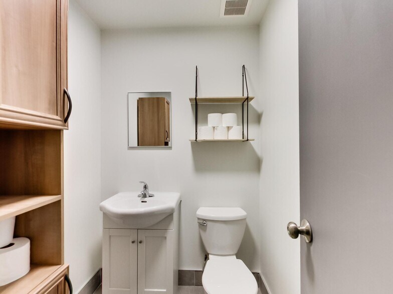 More Photos Of 1100 S Service Rd, Stoney Creek Office For Sale