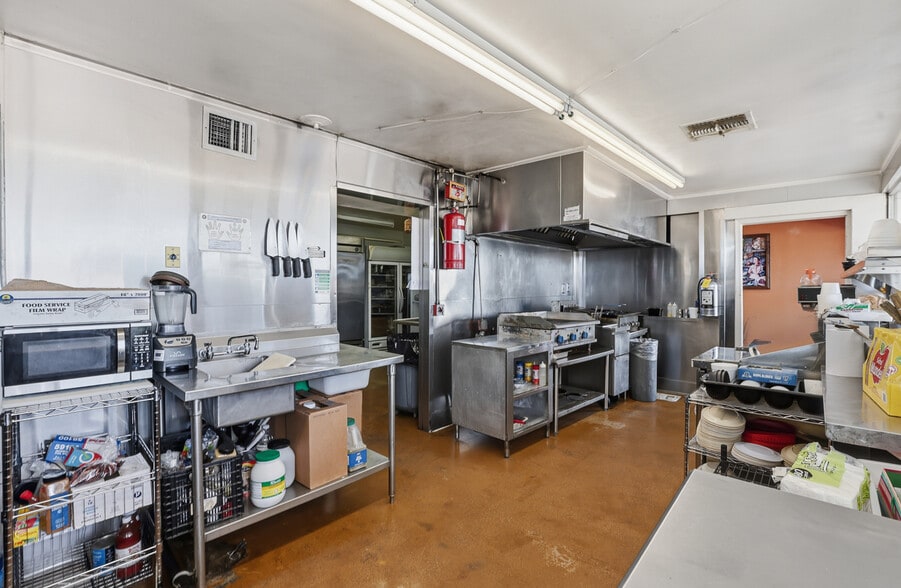 More Photos Of 11709 W Thunderbird Rd, El Mirage Restaurant For Sale