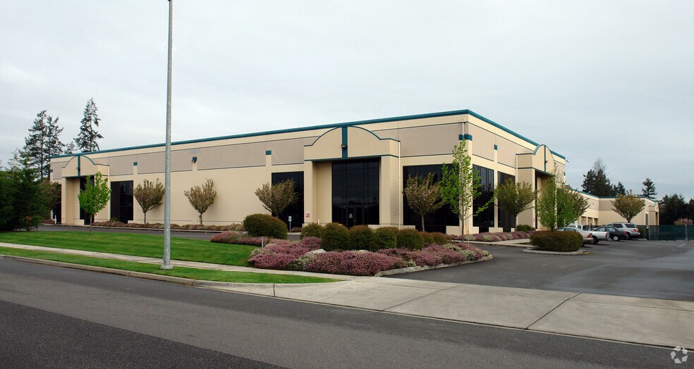More Photos Of 2615 S 80th St, Tacoma Manufacturing For Lease