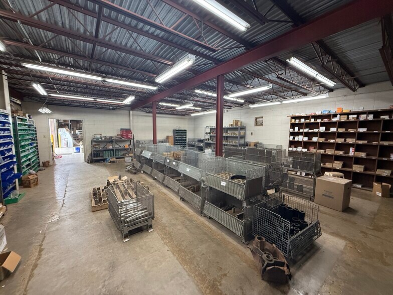 More Photos Of 2015 S Main St, Stuttgart Warehouse For Sale