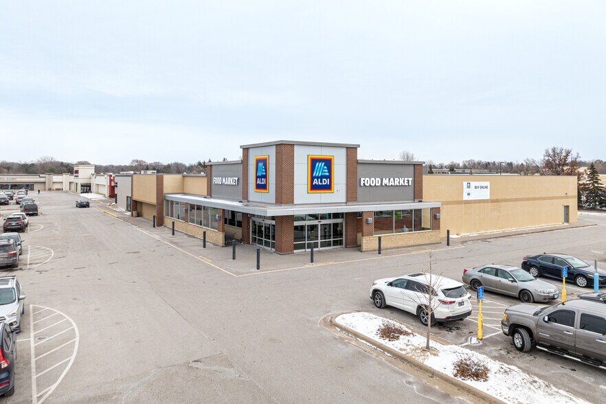 More Photos Of 3000 N White Bear Ave, Maplewood Unknown For Lease