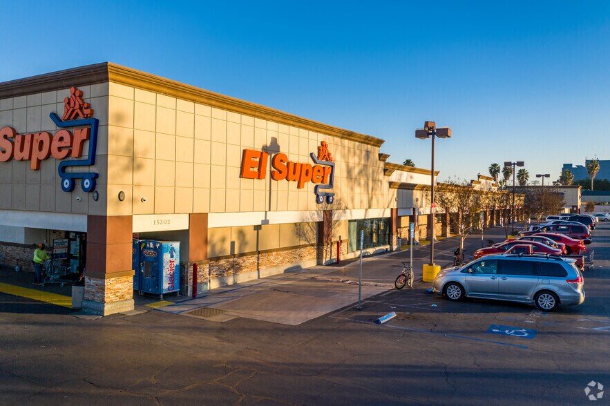 More Photos Of 15202-15230 Hawthorne Blvd, Lawndale Unknown For Lease