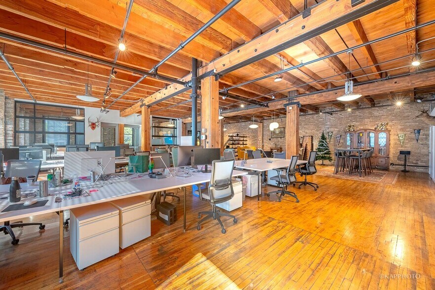 More Photos Of 1123 W Washington Blvd, Chicago Office For Lease
