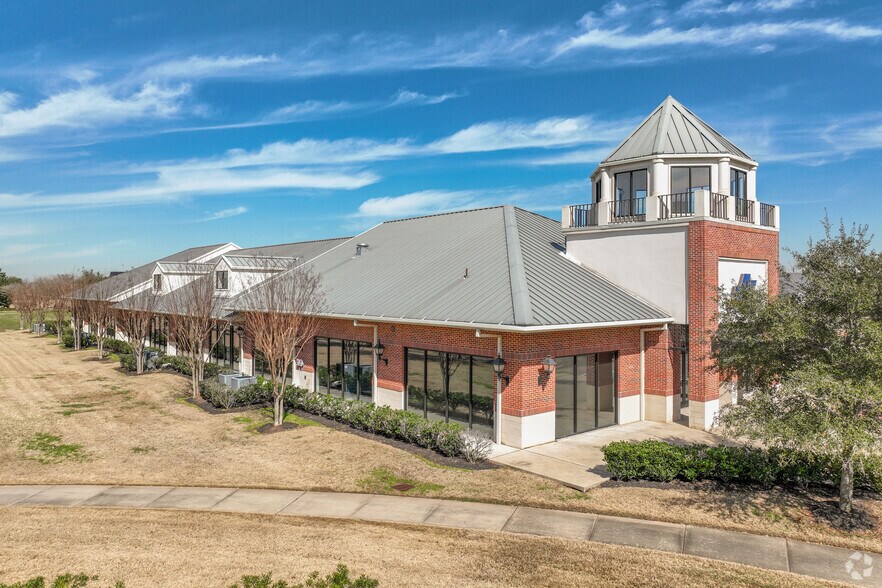 More Photos Of 7215 New Territory Blvd, Sugar Land Office For Lease