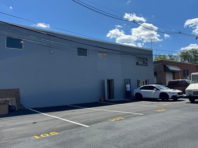 More Photos Of 310 Colfax Ave, Clifton Manufacturing For Lease