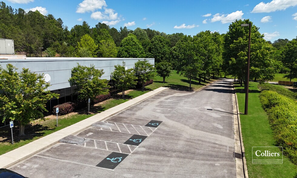 More Photos Of 310 Inglesby Pky, Duncan Office For Lease