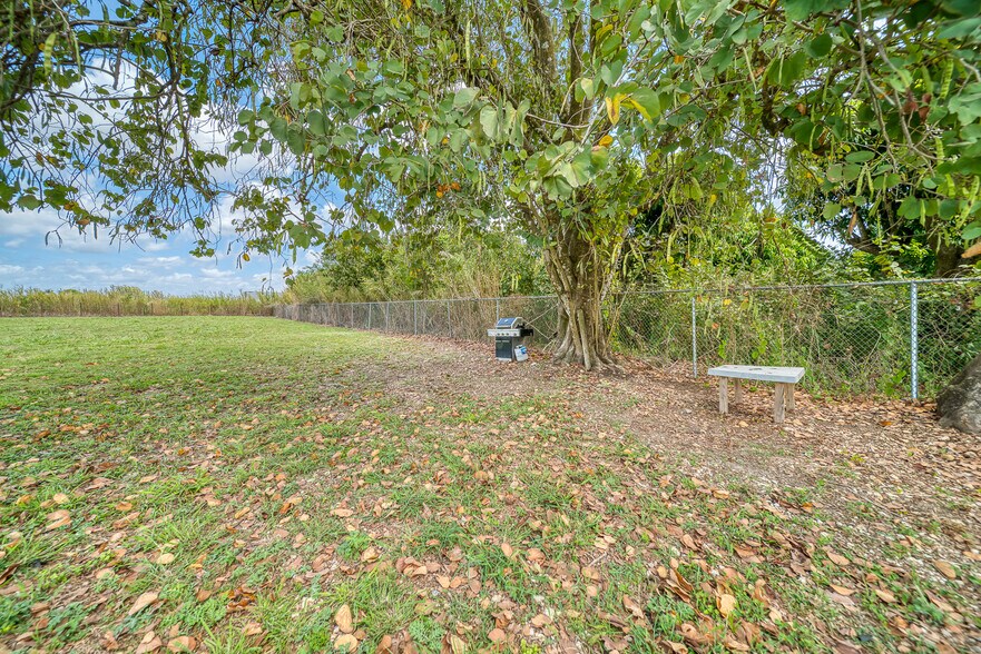 More Photos Of 19604 SW 147th Ave, Miami Land For Lease