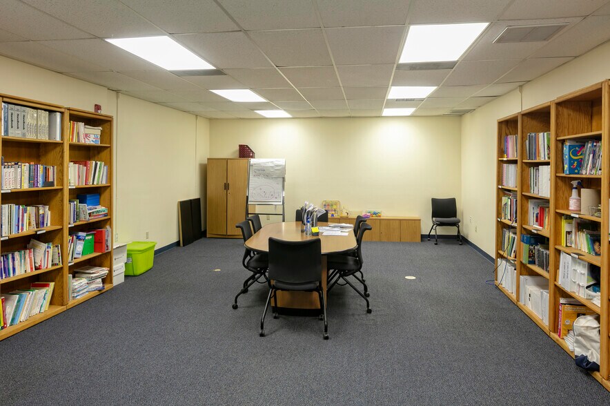More Photos Of 1820 Randolph Rd SE, Albuquerque Office For Sale