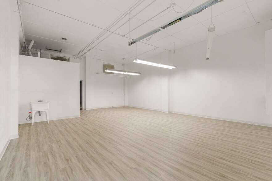 More Photos Of 1465-1467 Park Ave, San Jose Storefront For Lease