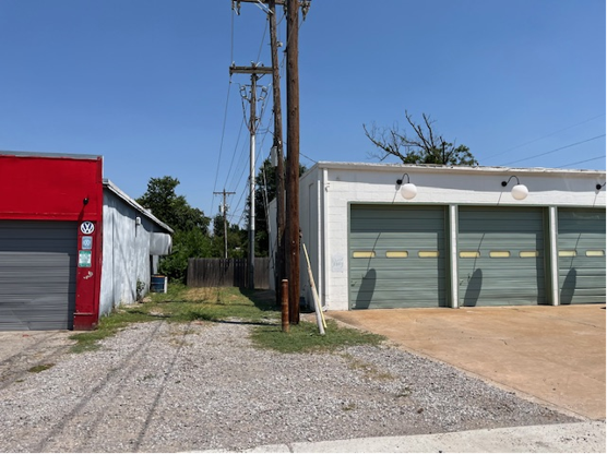 More Photos Of 3104 N Western Ave, Oklahoma City Auto Repair For Sale