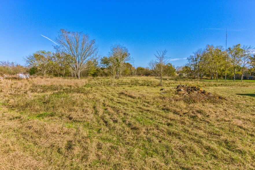 More Photos Of 946 Saint Marys St, Hempstead Land For Sale
