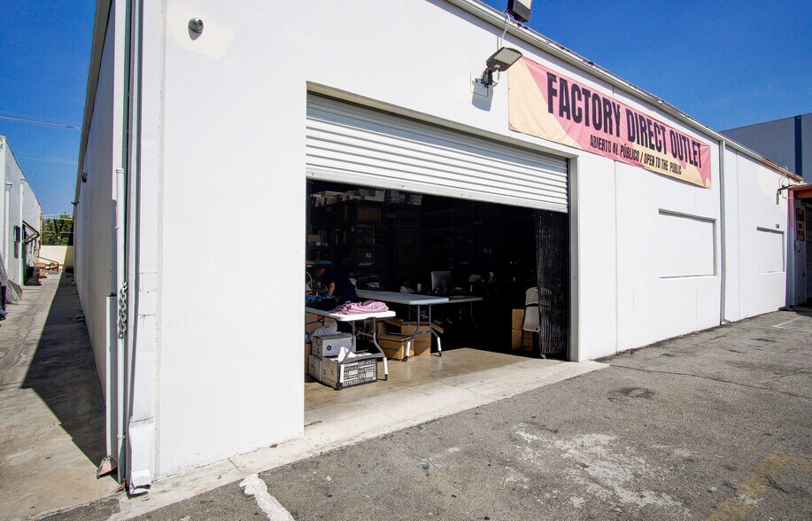 More Photos Of 11400 Downey Ave, Downey Warehouse For Lease