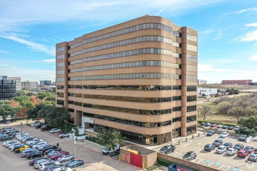 Primary Photo Of 1431 Greenway Dr, Irving Office For Lease