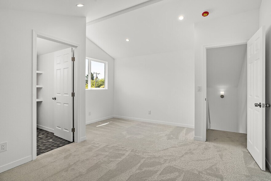 More Photos Of 523 B St, San Rafael Multifamily For Sale