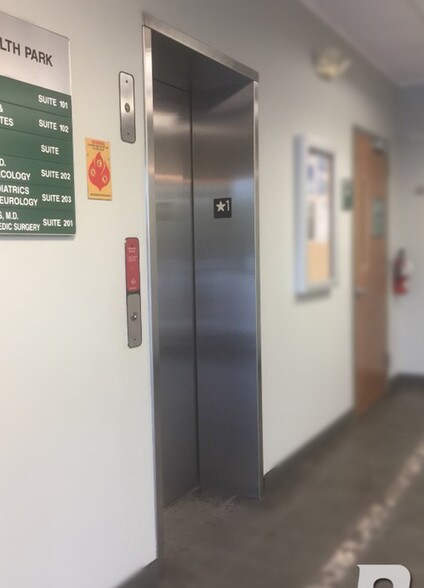 More Photos Of 331 Oak Manor Dr, Glen Burnie Medical For Lease