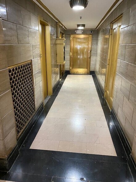 More Photos Of 243 W 30th St, New York Office For Lease