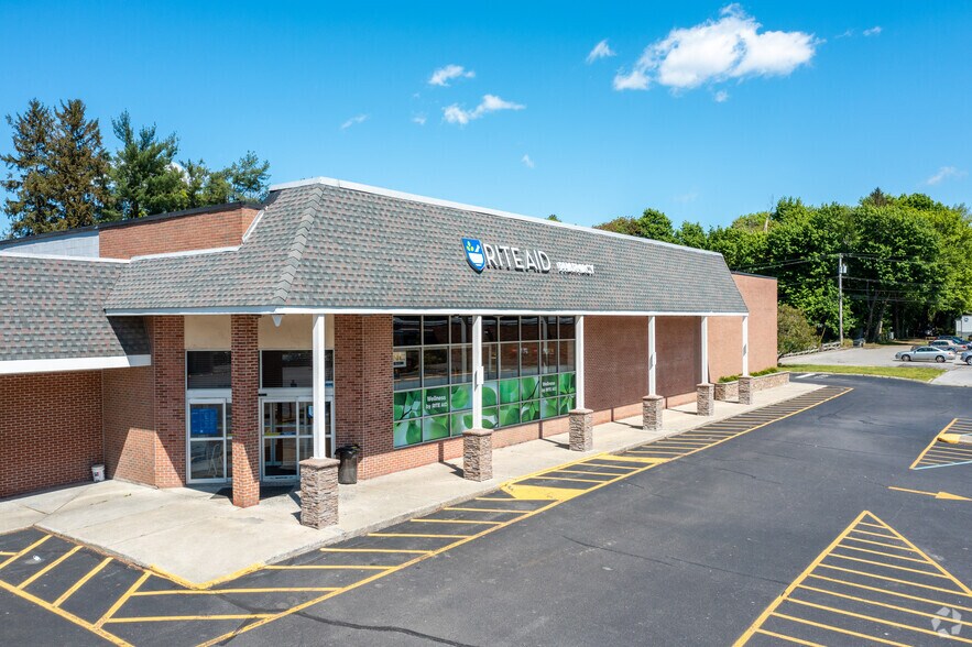 Primary Photo Of 40-48 Vassar Rd, Poughkeepsie Unknown For Lease