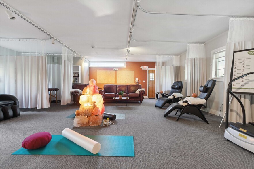 More Photos Of 694 Quechee Main St, Quechee Health Club For Sale