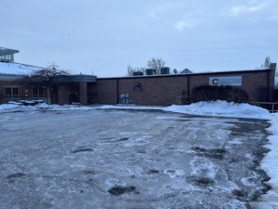 More Photos Of 1915 4th St, Peru Medical For Sale