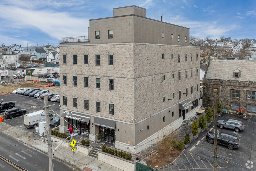 Primary Photo Of 10 Pearl St, Port Chester Office For Sale