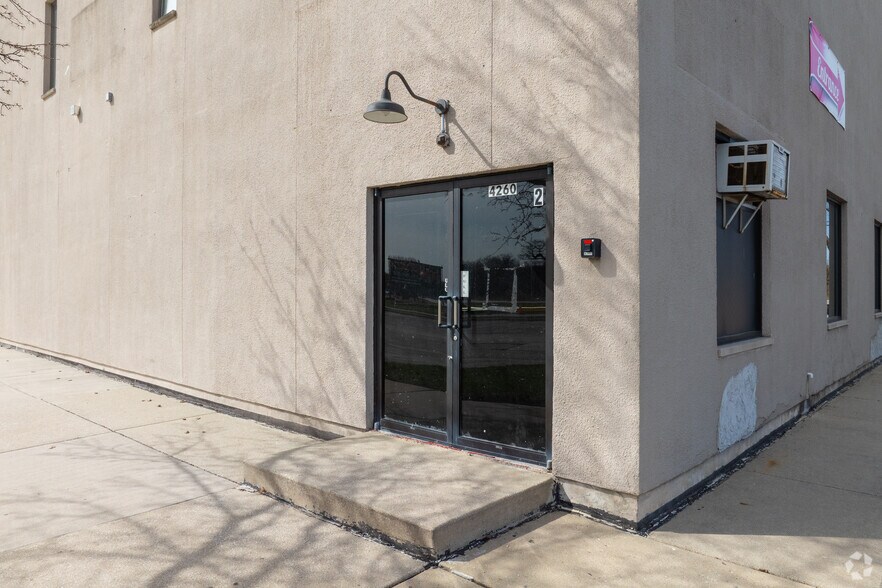 More Photos Of 4260 Old River Rd, Schiller Park Food Processing For Lease