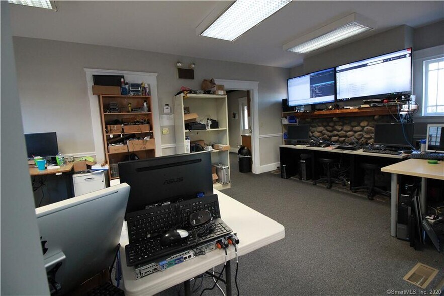 More Photos Of 2519 Whitney Ave, Hamden Office For Sale