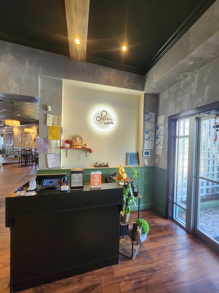 More Photos Of 15 Middlesex Tpke, Billerica Restaurant For Lease