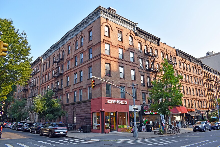 More Photos Of 495 Amsterdam Ave, New York General Retail For Lease