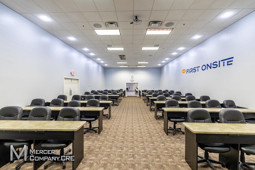 More Photos Of 3300 N Santa Fe Ave, Oklahoma City Warehouse For Sale