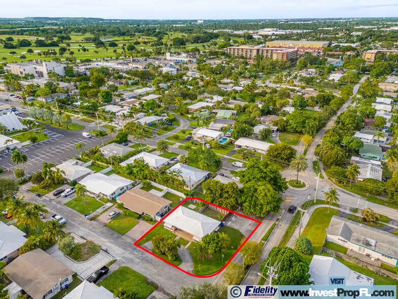 More Photos Of 2581 NE 11th Ct, Pompano Beach Multifamily For Sale