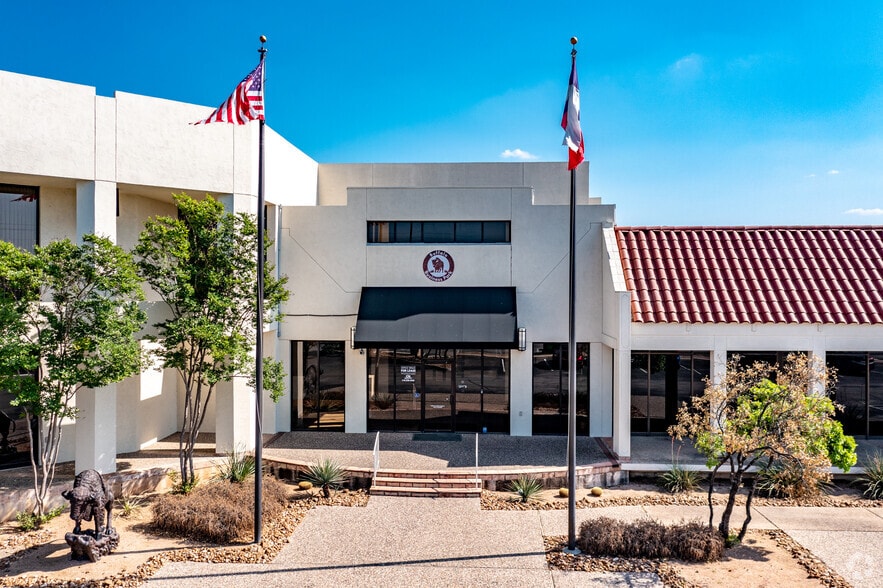 Primary Photo Of 700 W FM 78, Cibolo Medical For Lease