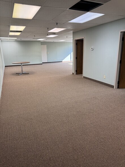 More Photos Of 1530 Greenview Dr SW, Rochester Office For Lease