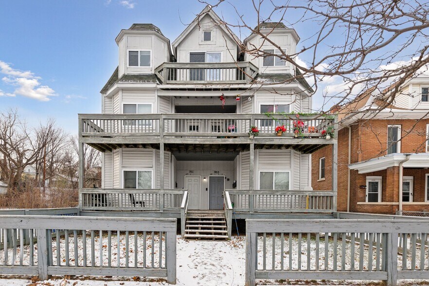 More Photos Of 953 Desoto St, Saint Paul Apartments For Sale