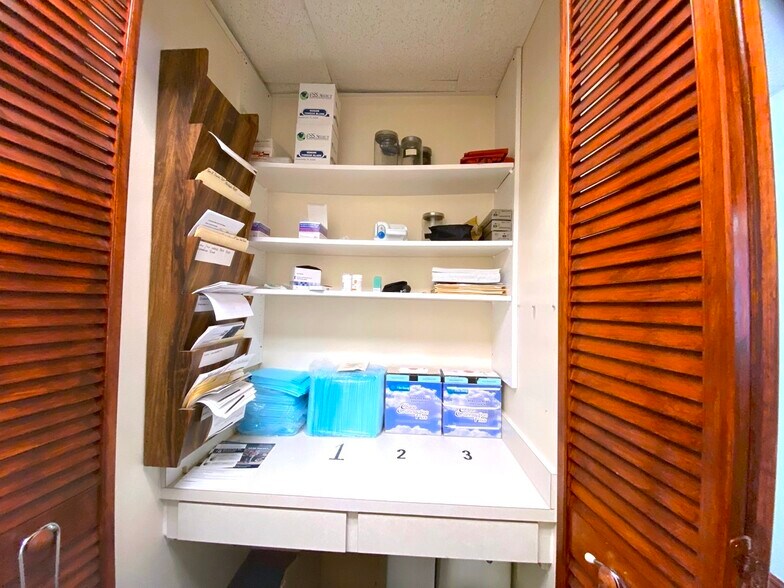 More Photos Of 901 E Oak St, Kissimmee Medical For Lease