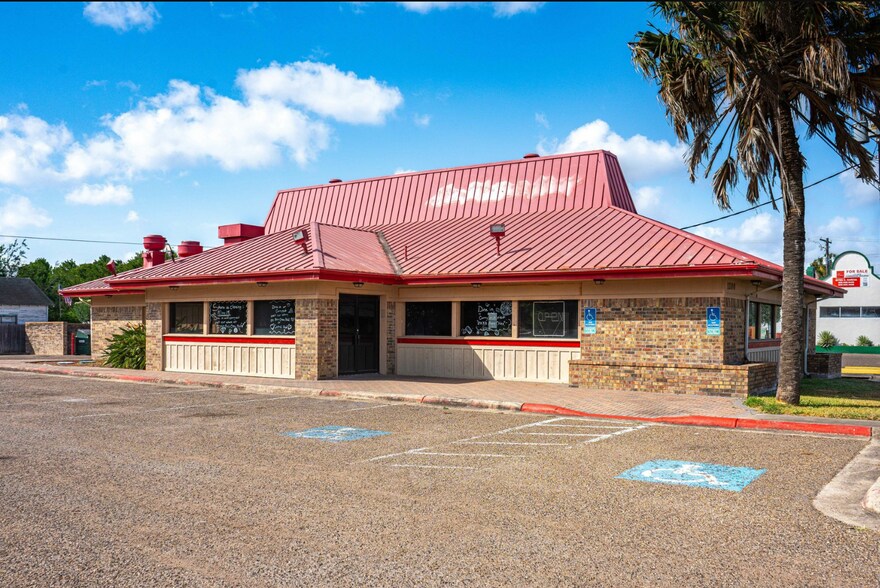 More Photos Of 1200 International Blvd, Brownsville General Retail For Sale