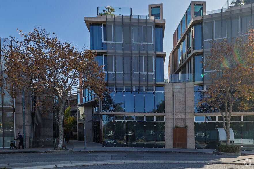 More Photos Of 102 University Ave, Palo Alto Apartments For Sale