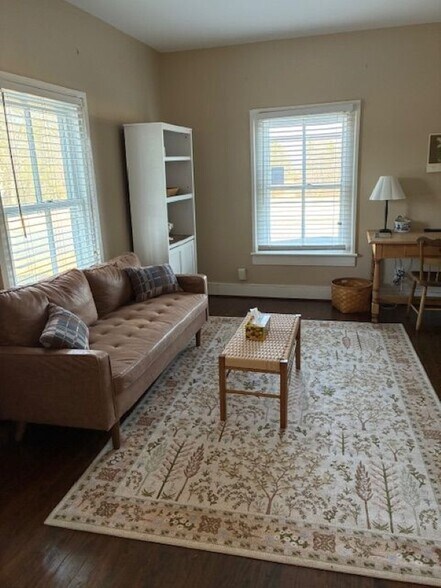 More Photos Of 6440 Thomas Jefferson Pky, Palmyra Office For Sale