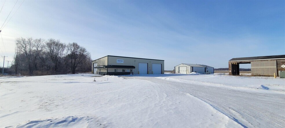 More Photos Of 9072 County Road BB, Plainfield Warehouse For Sale