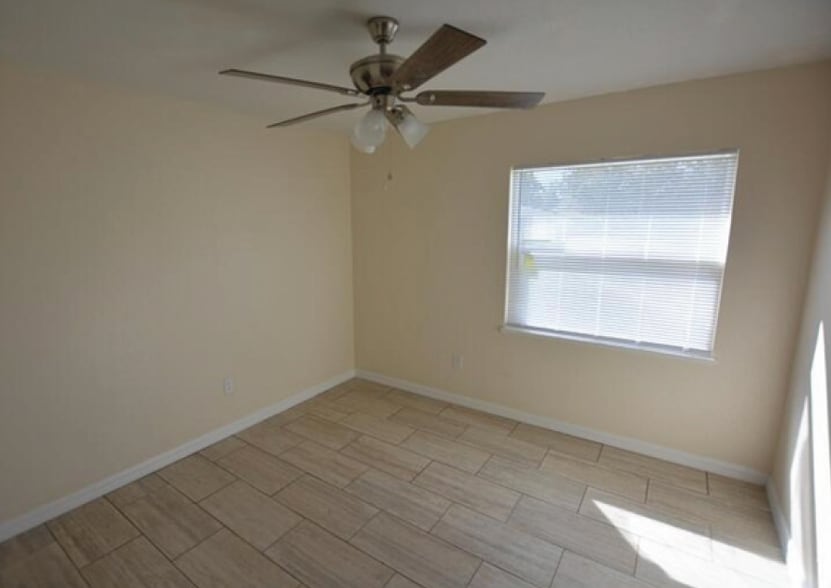 More Photos Of 3011 Ernest Dr, Auburndale Apartments For Sale