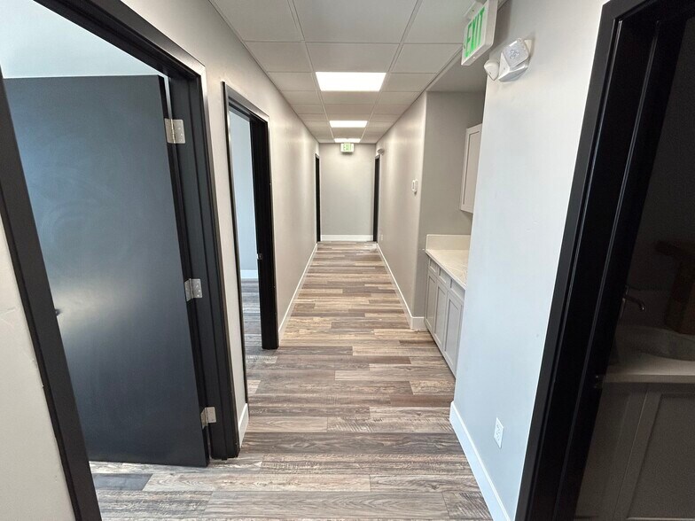 More Photos Of 625 Margrave Dr, Reno Office For Lease