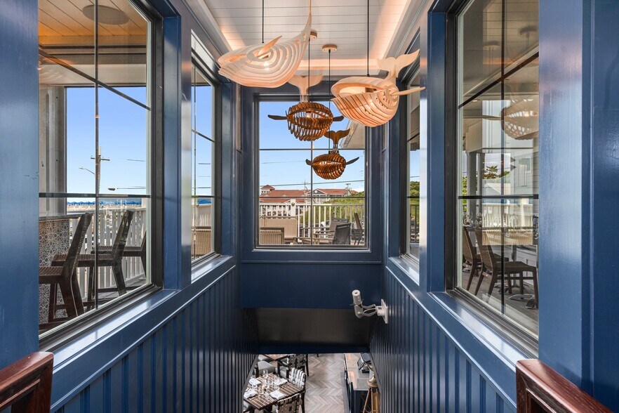 More Photos Of 212 Water St, Block Island Storefront For Sale