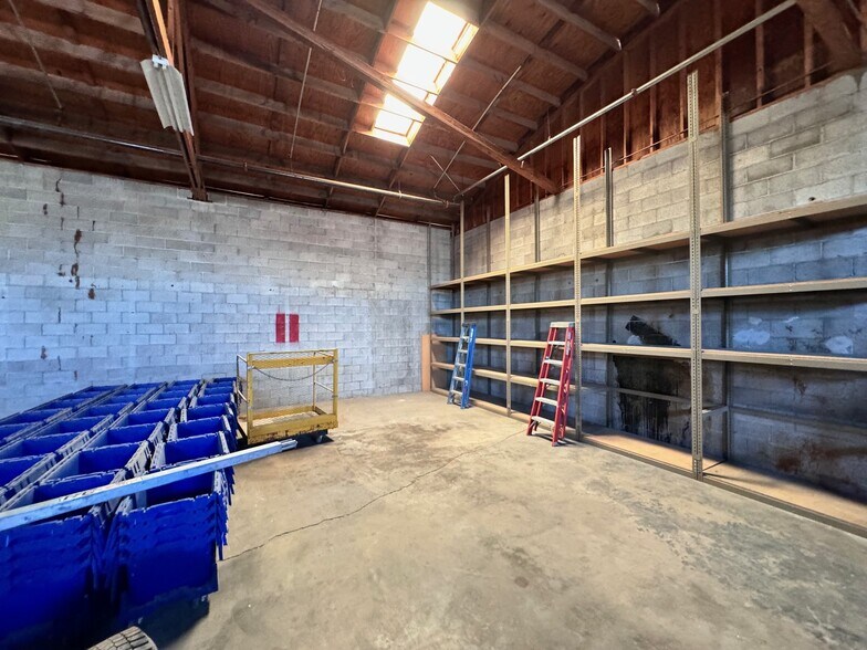 More Photos Of 3312 N 28th Ave, Phoenix Warehouse For Sale